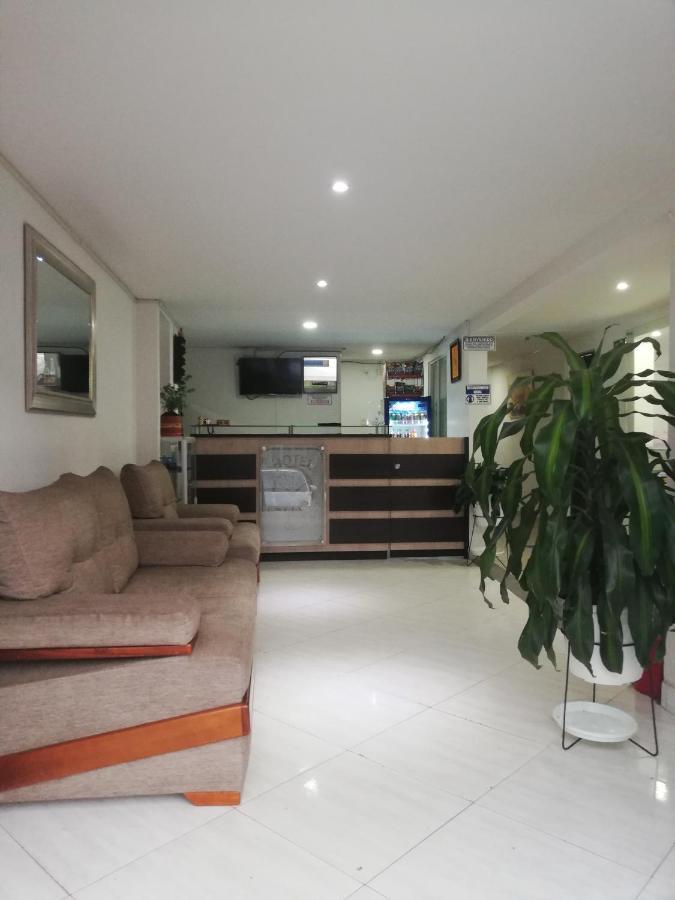 Hotel La Rueda Sr باربوزا المظهر الخارجي الصورة