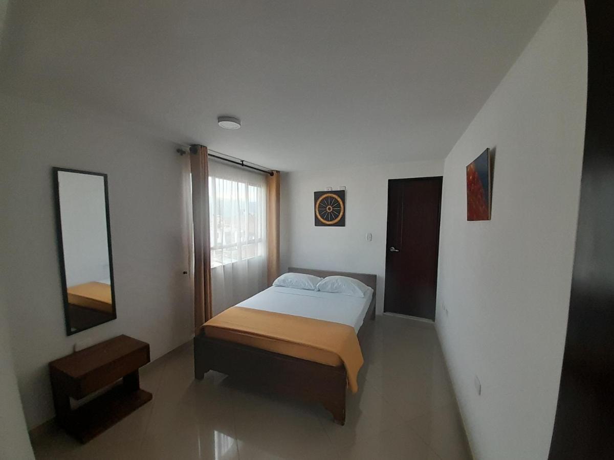 Hotel La Rueda Sr باربوزا المظهر الخارجي الصورة