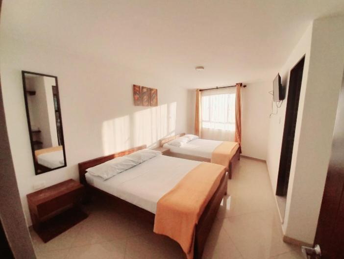 Hotel La Rueda Sr باربوزا المظهر الخارجي الصورة